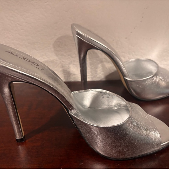 Aldo Marcelia Silver High Heel Mules 10 NIB - Picture 3 of 8